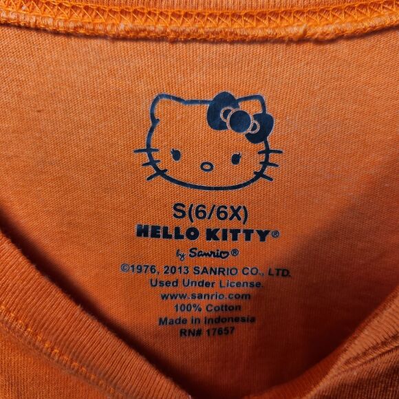 Hello Kitty Short Sleeve Graphic Orange Halloween Shirt S{6/6X} - Picture 3 of 3